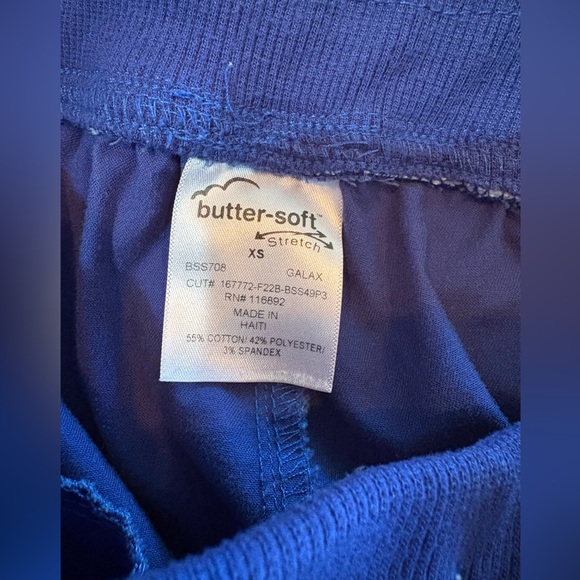 BUTTERSOFT Women’s XS ROYAL BLUE SCRUBS - Picture 2 of 5